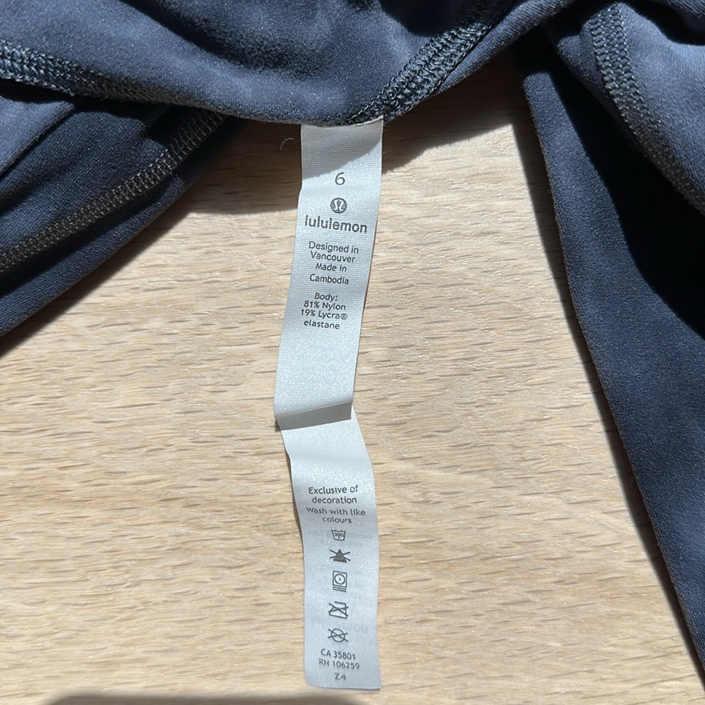 Lululemon align pant diamond dye size 6 - Picture 3 of 4